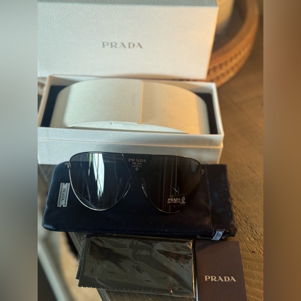 ❌SOLD❌⭐️NEW, RUNWAY⭐️PRADA MASK SHIELD AVIATORS